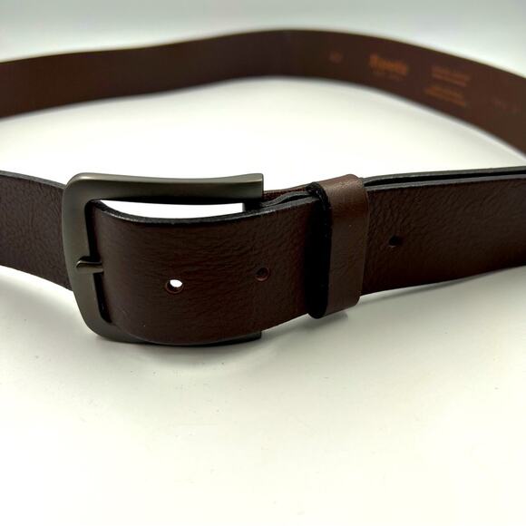 Roots Brown Leather Belt Sz 42 1.5” Wide Made in Canada Minimalist Rustic Casual - Picture 4 of 6